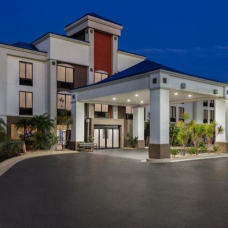 Holiday Inn Express Vero Beach-West I-95 By Ihg Екстериор снимка