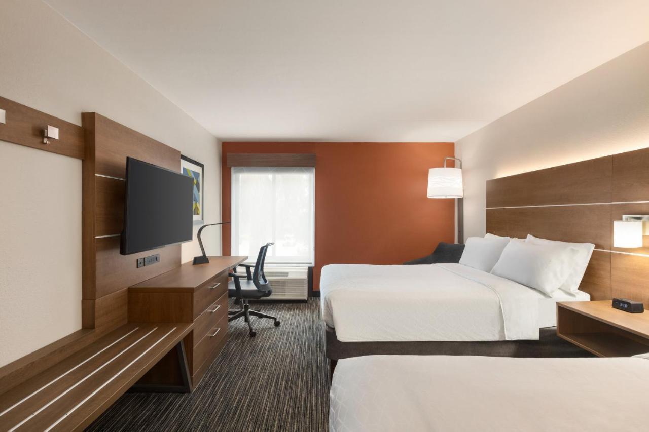 Holiday Inn Express Vero Beach-West I-95 By Ihg Екстериор снимка